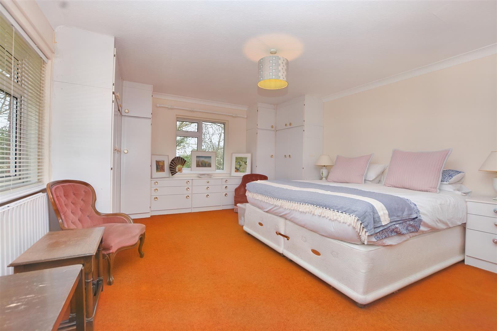 Property Details for Victoria Drive Eastbourne BN20 8XS Town